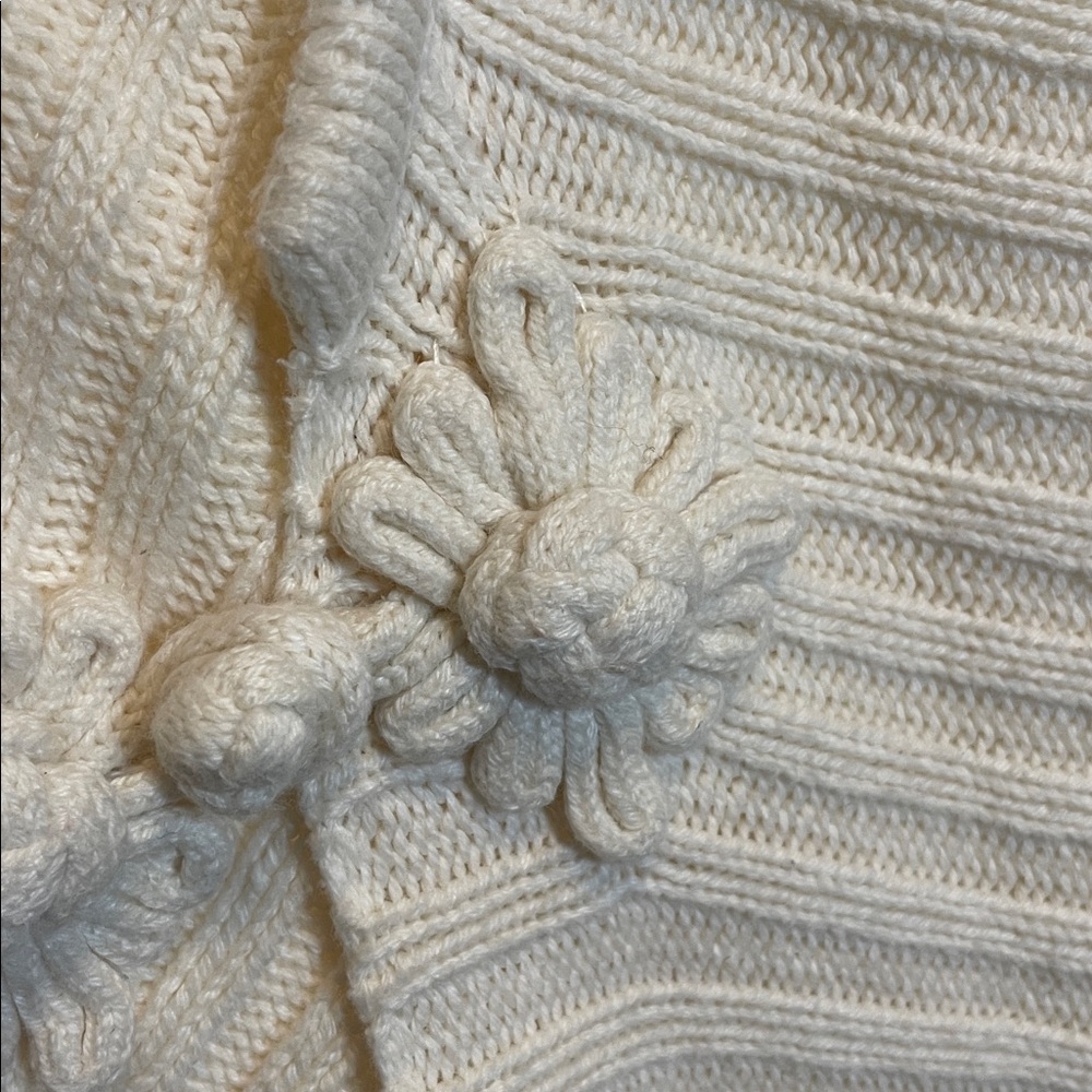Coldwater Creek Cream Knit Cardigan Sweater Short Sleeve Floral Toggles M - Picture 5 of 8